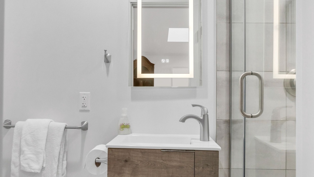 Photo of Bathroom in North Rose Hill
