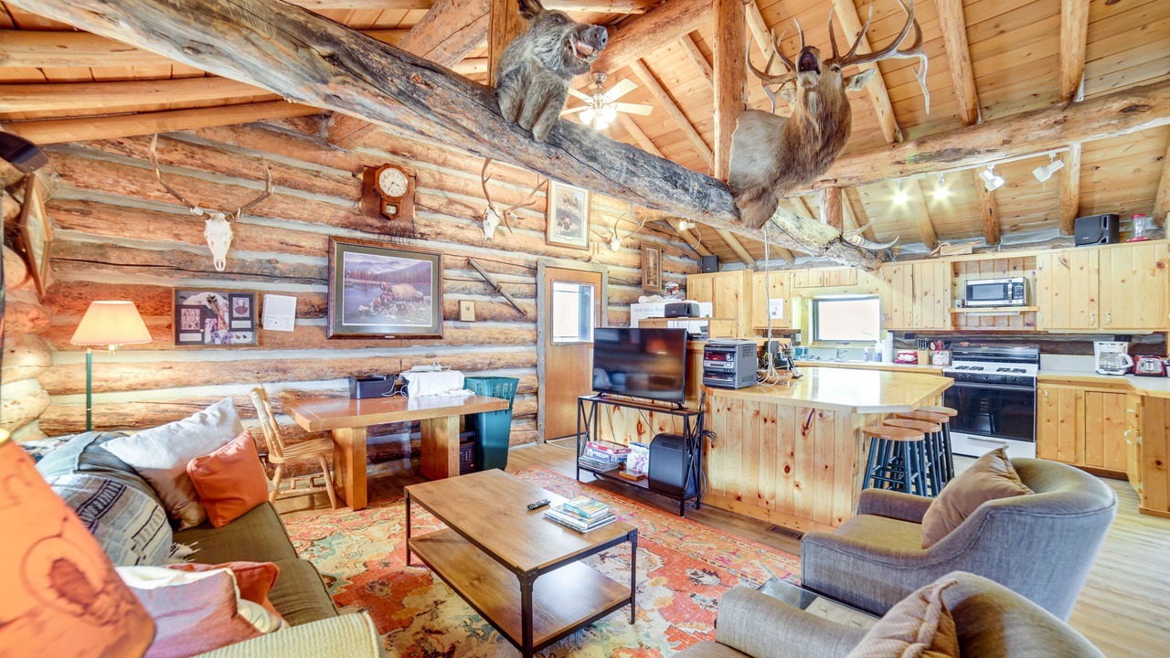 Photo of Livingroom in Big Sky