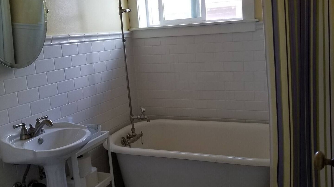 Photo of Bathroom in Sellwood-Moreland