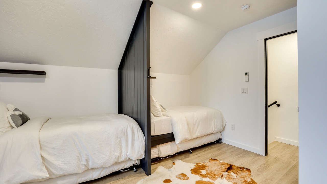 Photo of Bedroom in Fir Grove Estates