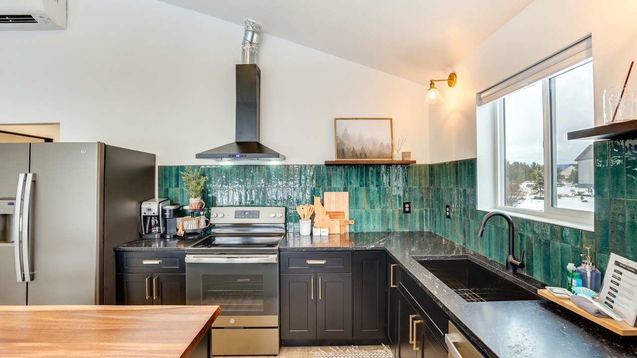 Photo of Kitchen in Fir Grove Estates