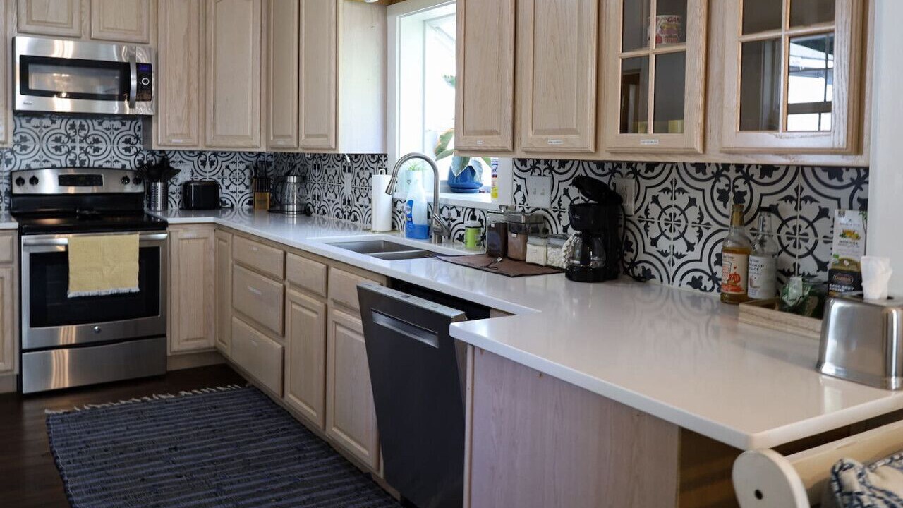 Photo of Kitchen in Downtown Klamath Falls