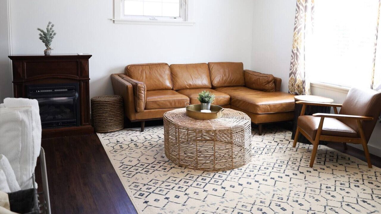 Photo of Livingroom in Downtown Klamath Falls