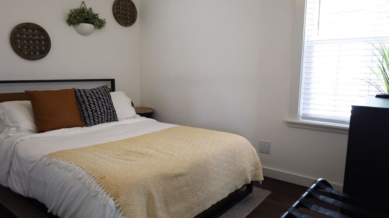 Photo of Bedroom in Downtown Klamath Falls