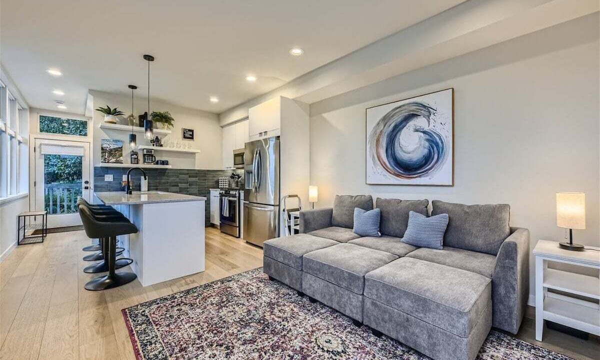 Photo of Livingroom in Wallingford
