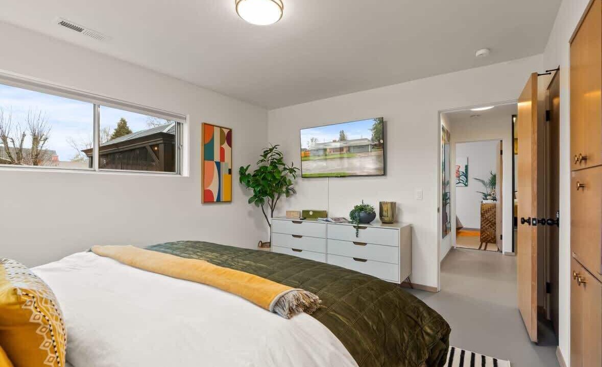 Photo of Bedroom in Newberg