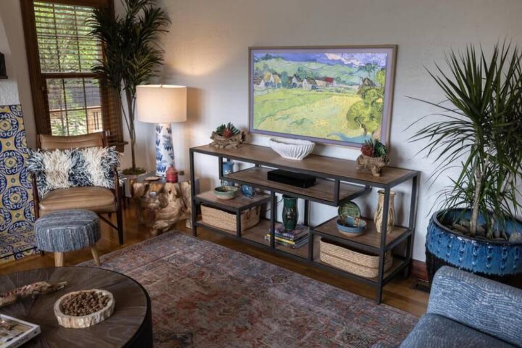 Photo of Livingroom in North End