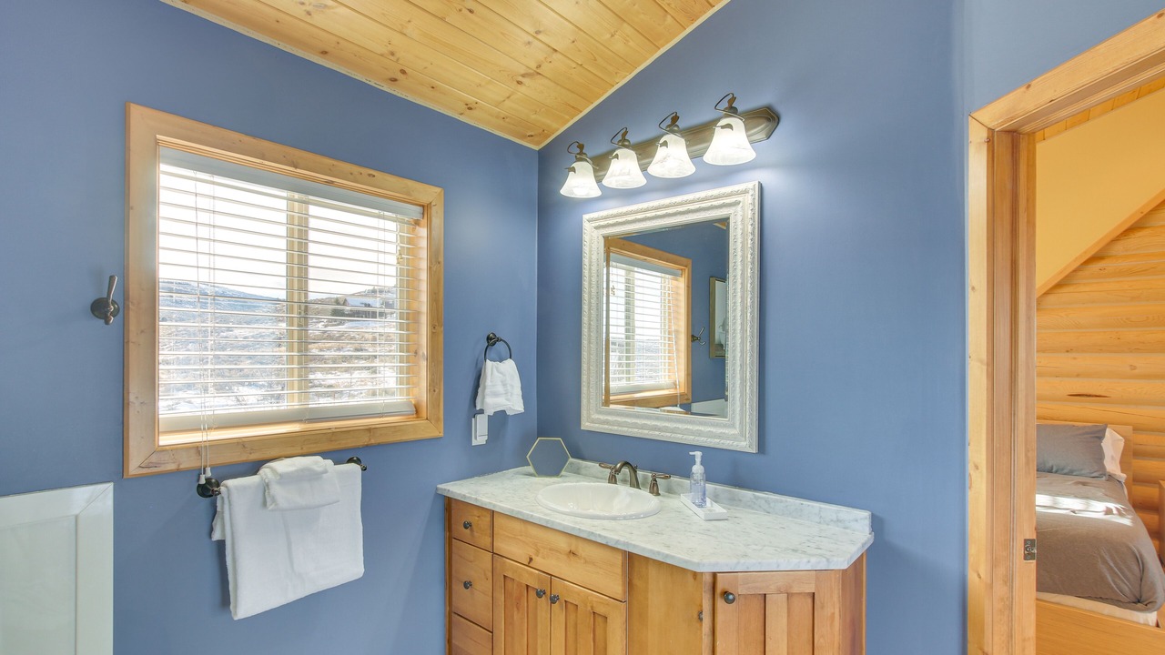 Photo of Bathroom in Sweetwater