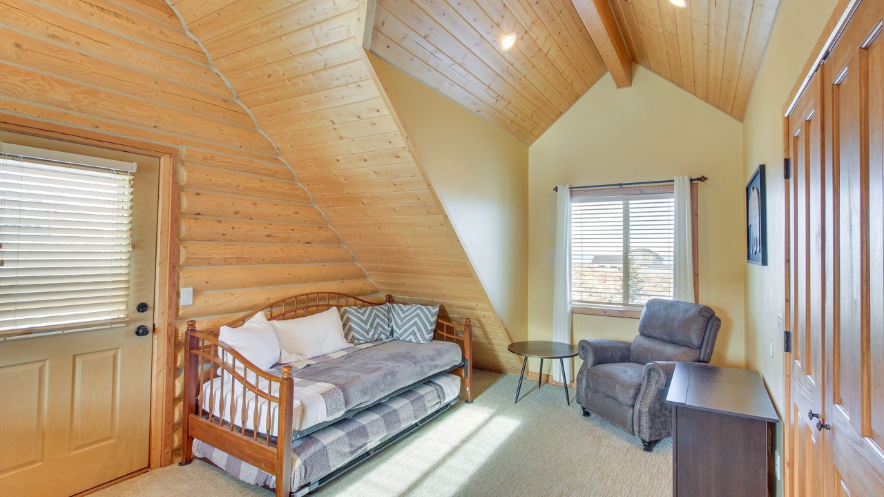 Photo of Livingroom in Sweetwater