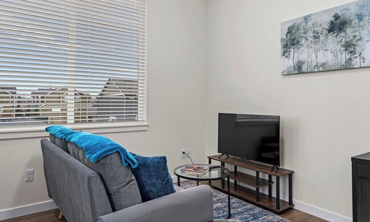 Photo of Livingroom in South Tacoma