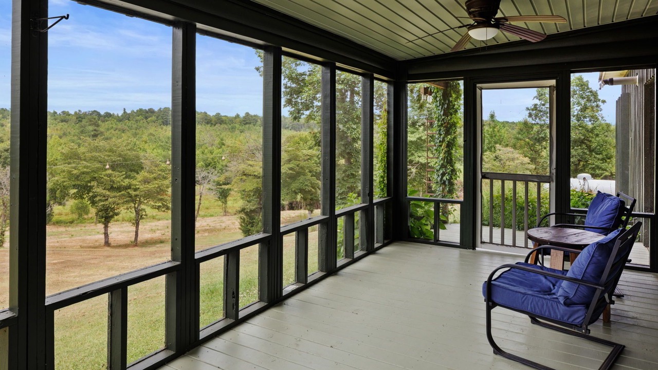 Photo of Patio Balcony in Chewalla