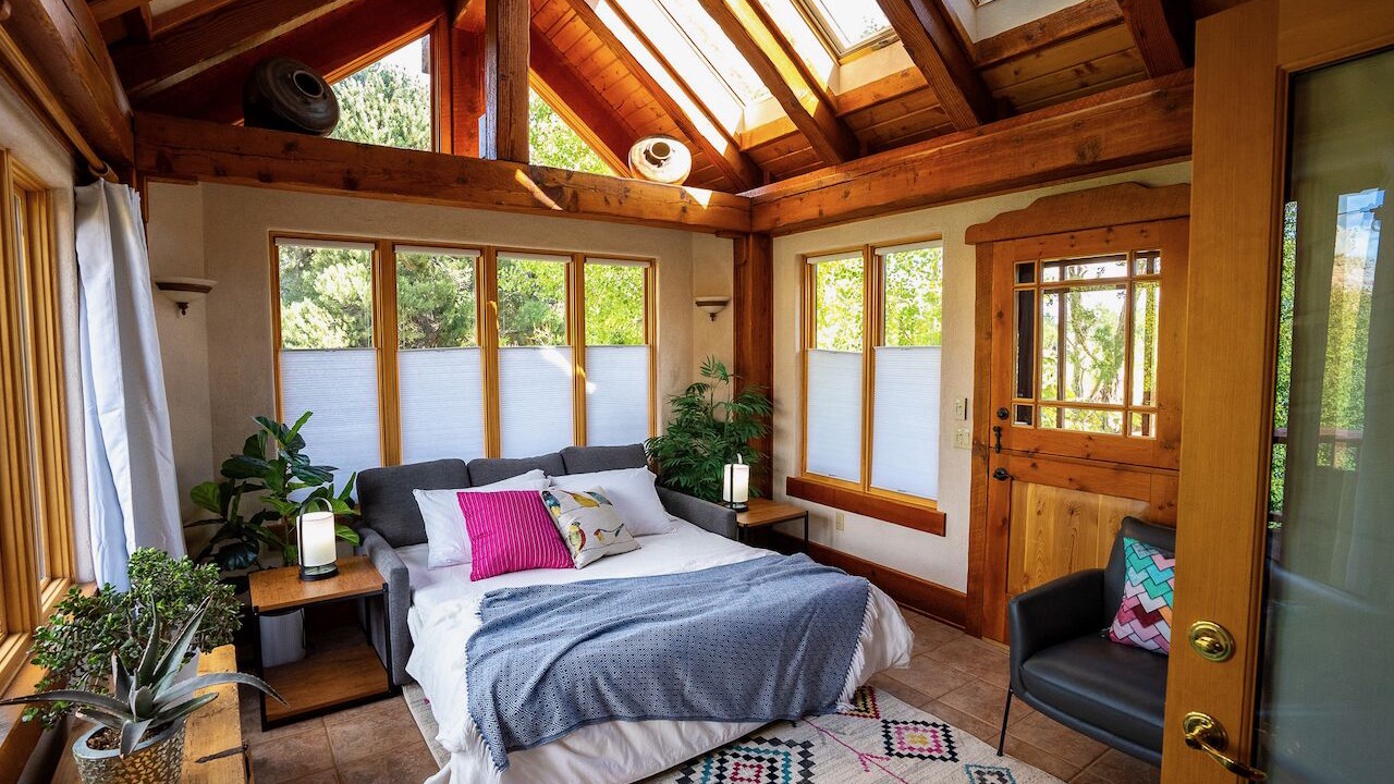 Photo of Bedroom in Torrey