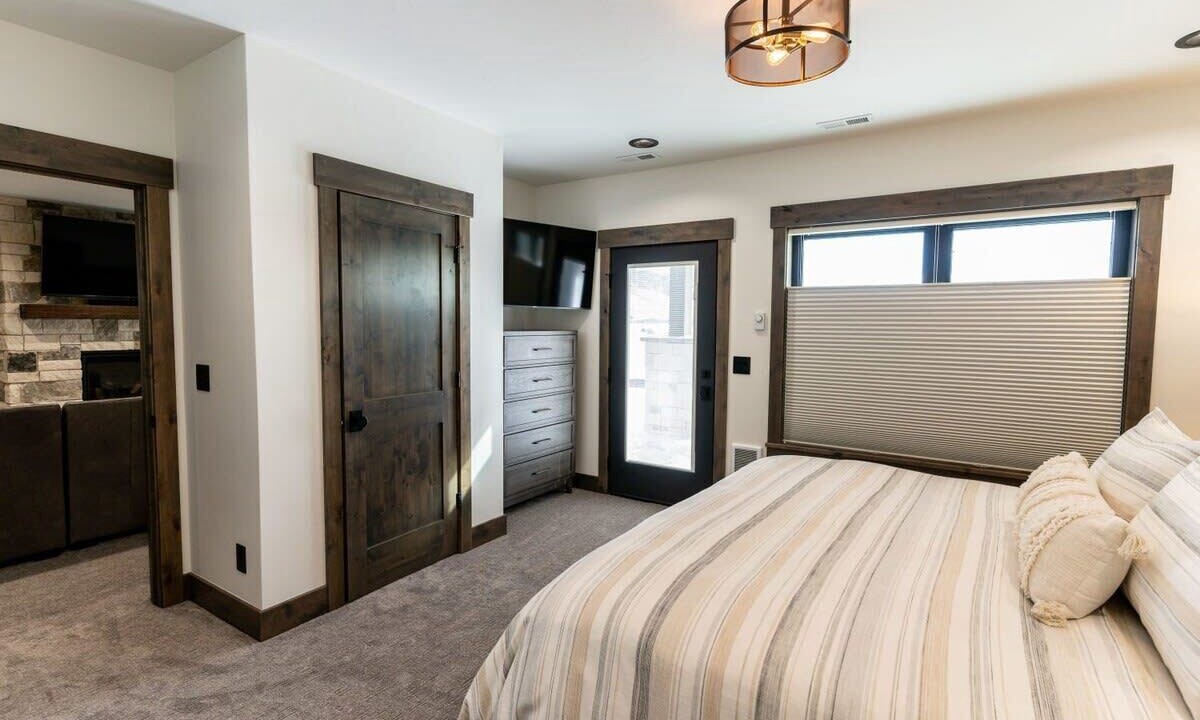 Photo of Bedroom in Island Park