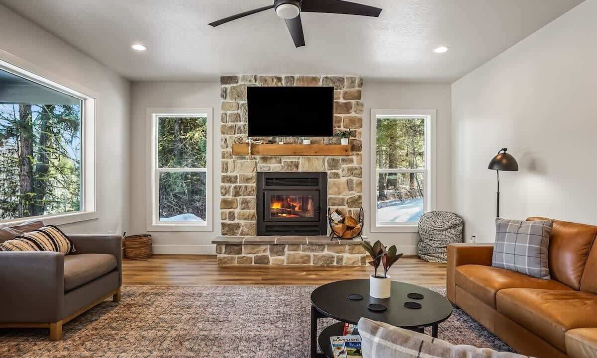 Photo of Livingroom in McCall