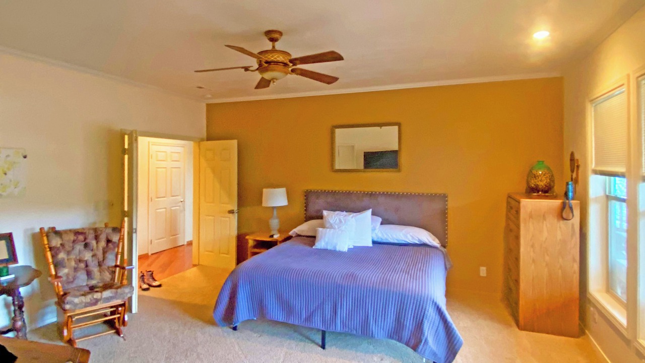 Photo of Bedroom in Ahsahka