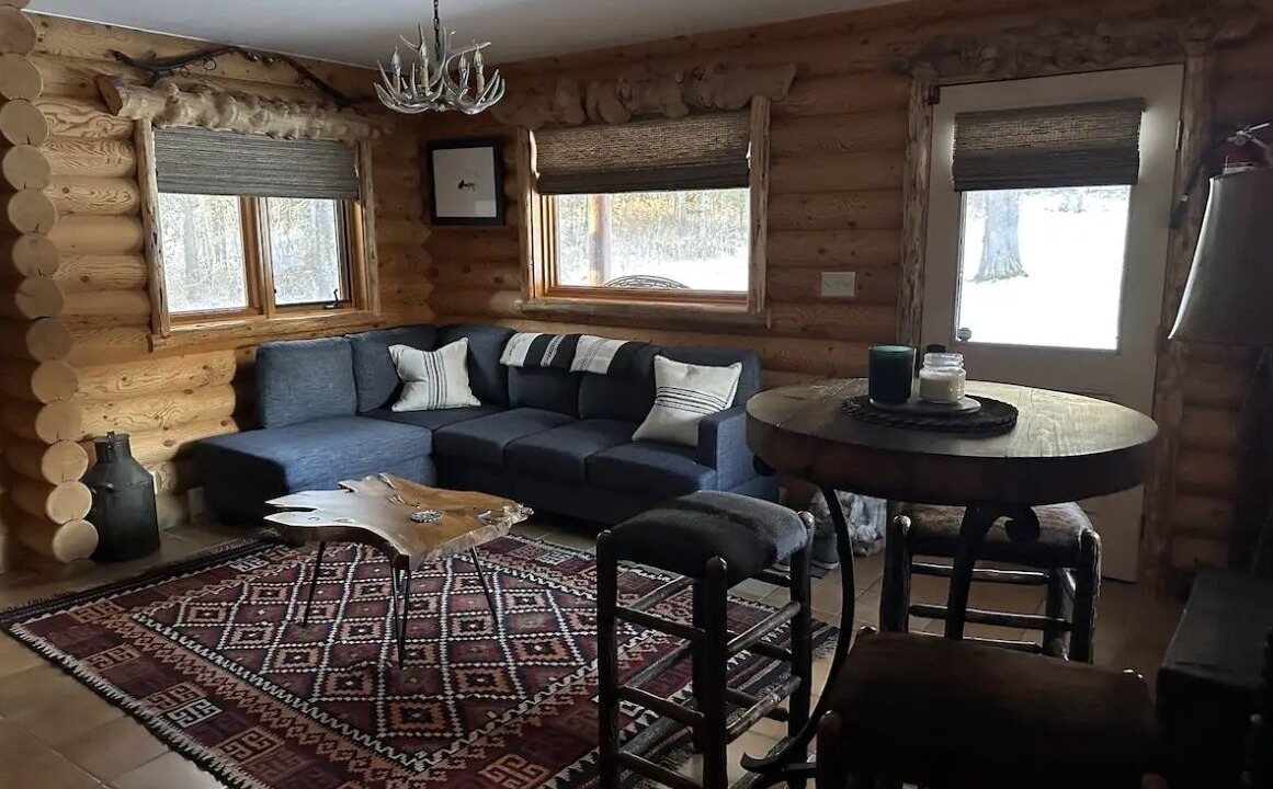 Photo of Livingroom in Indian Paintbrush