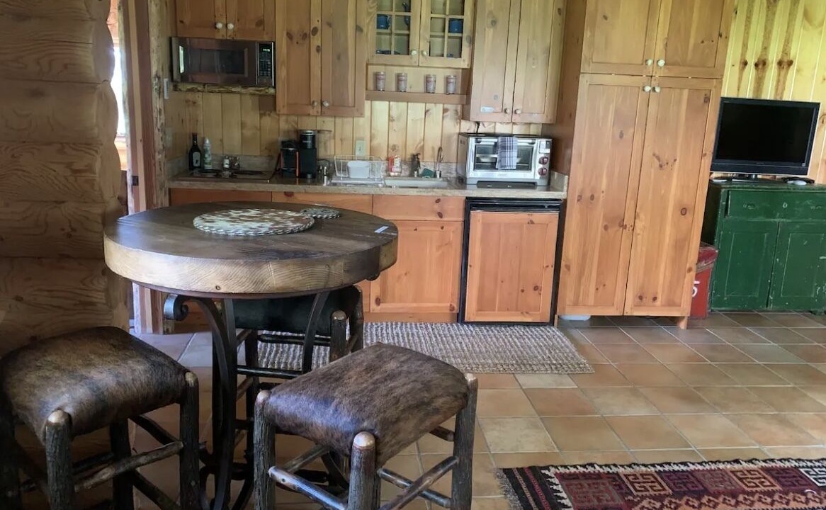 Photo of Kitchen in Indian Paintbrush