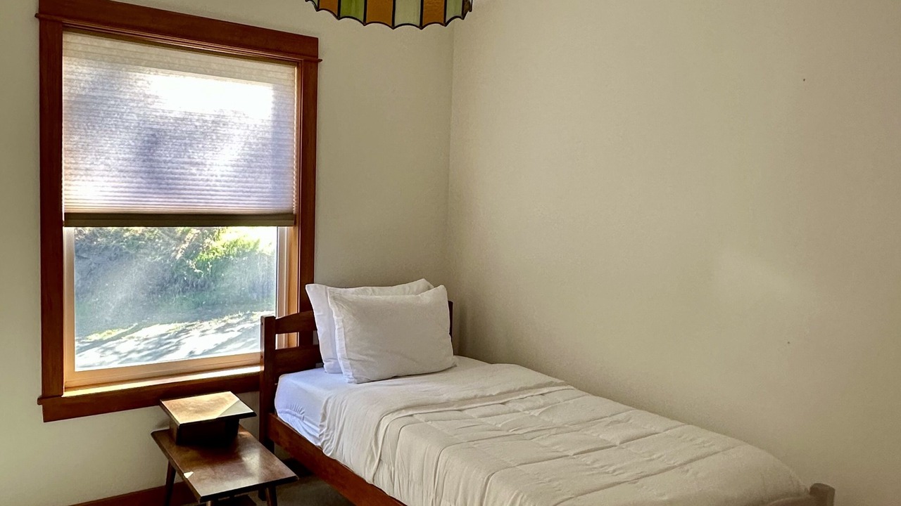 Photo of Bedroom in Mosier