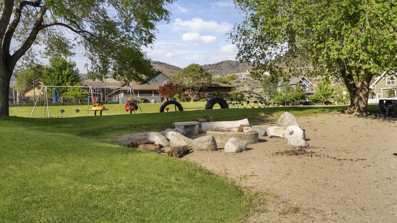 Photo of Others in Oroville