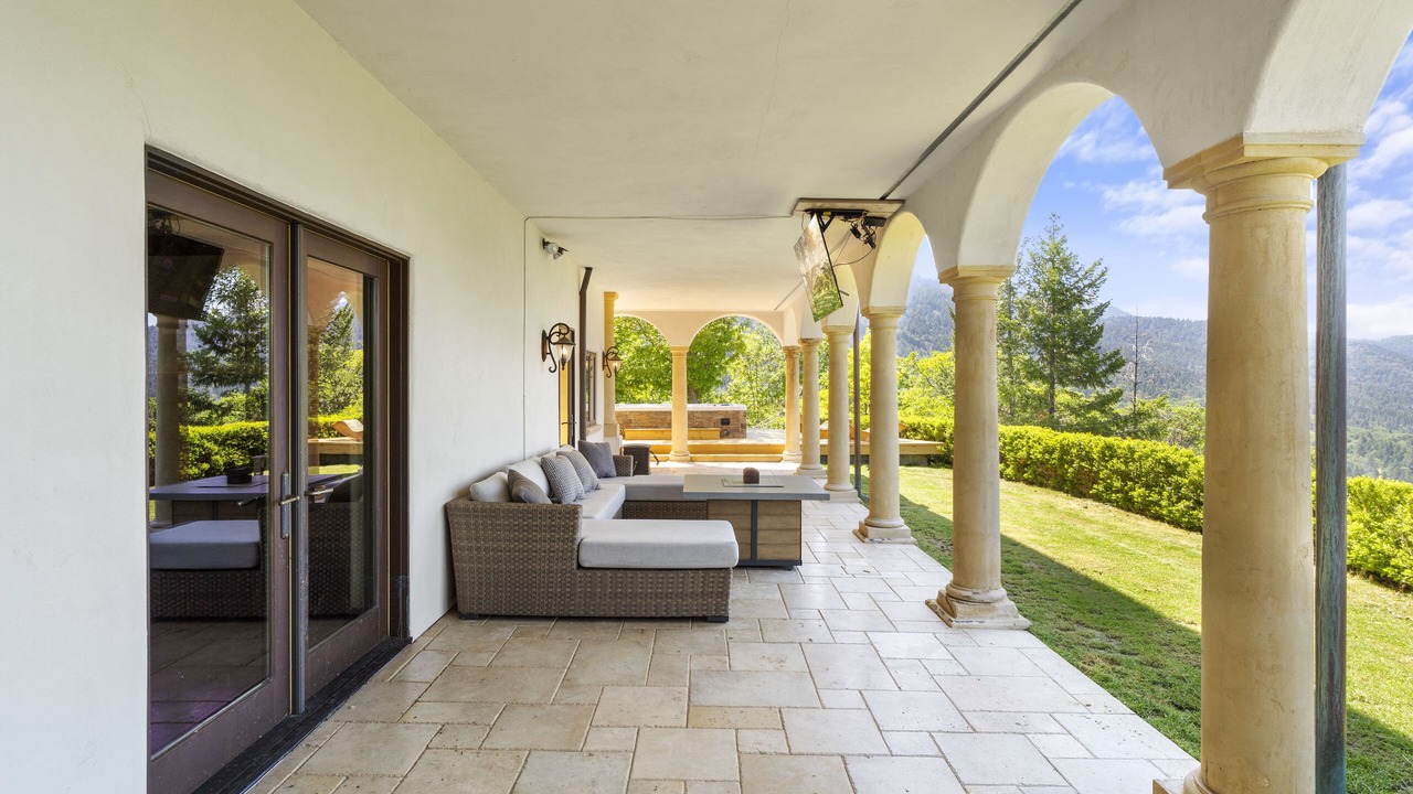 Photo of Patio Balcony in Ashland