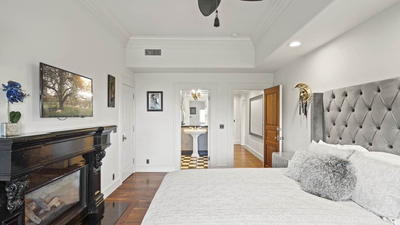 Photo of Bedroom in Ashland