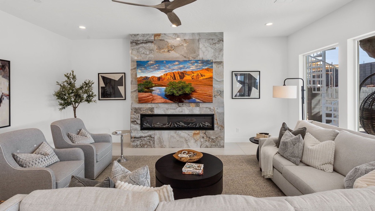 Photo of Livingroom in Hurricane