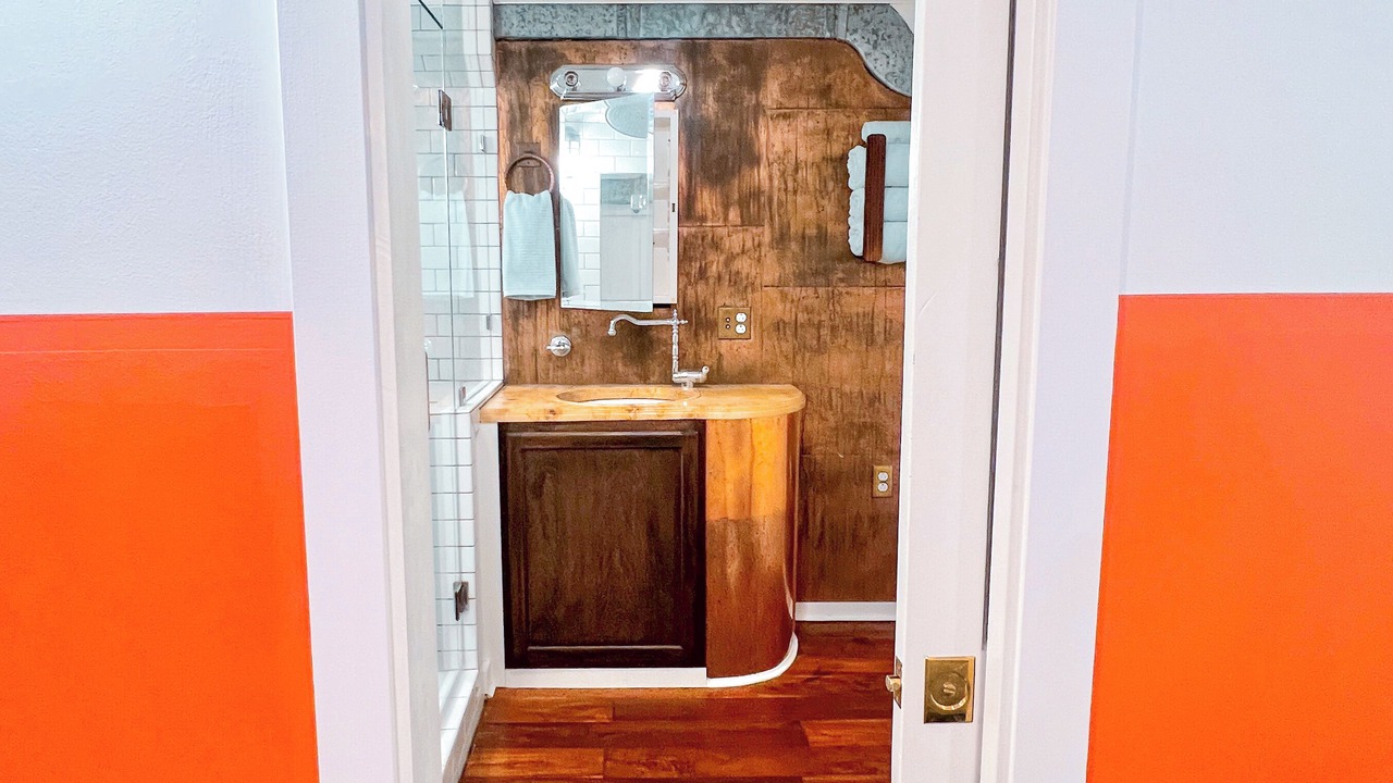Photo of Bathroom in Laurelhurst