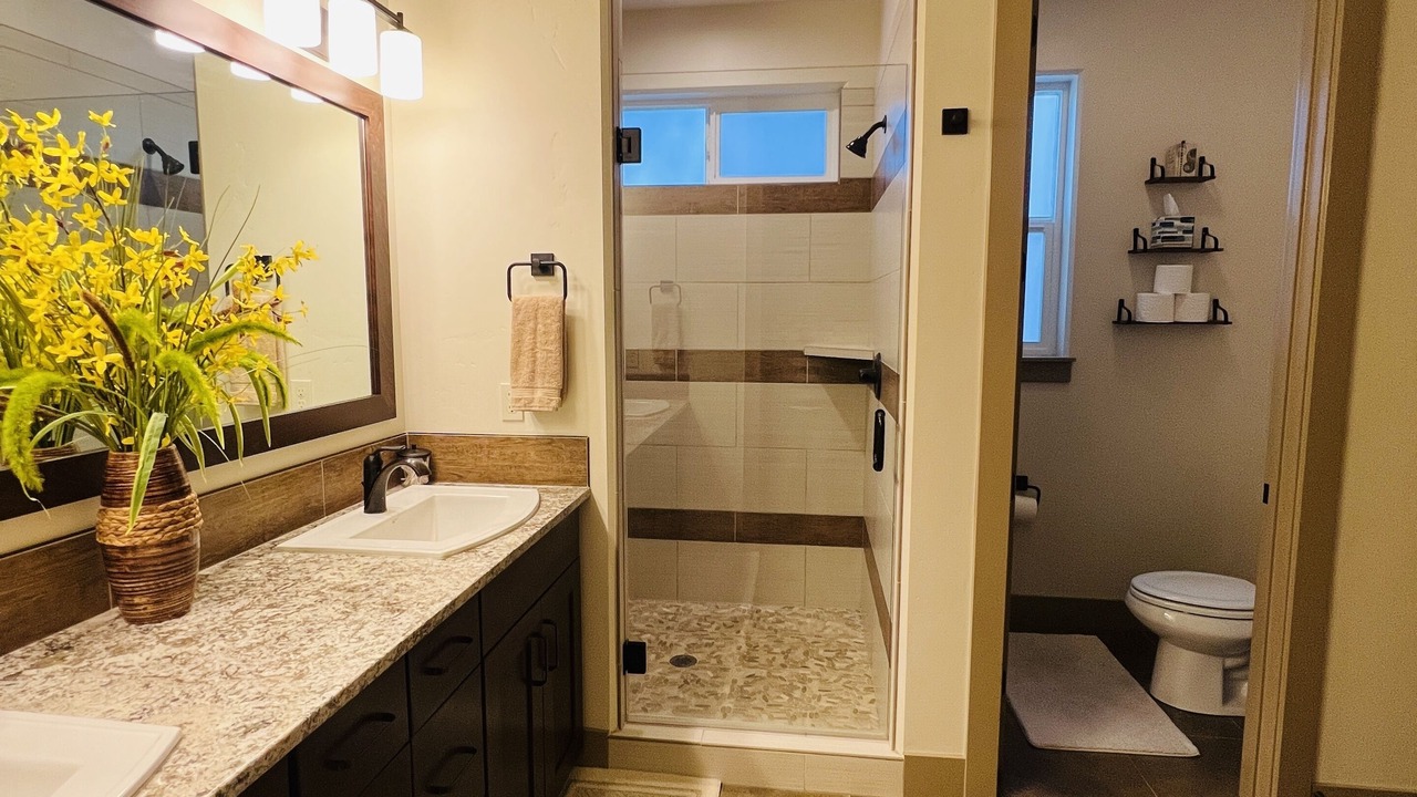Photo of Bathroom in Harris Ranch
