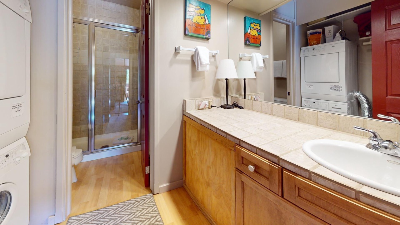 Photo of Bathroom in Elkhorn