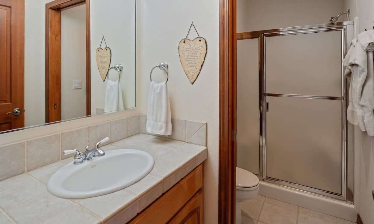Photo of Bathroom in East Hope