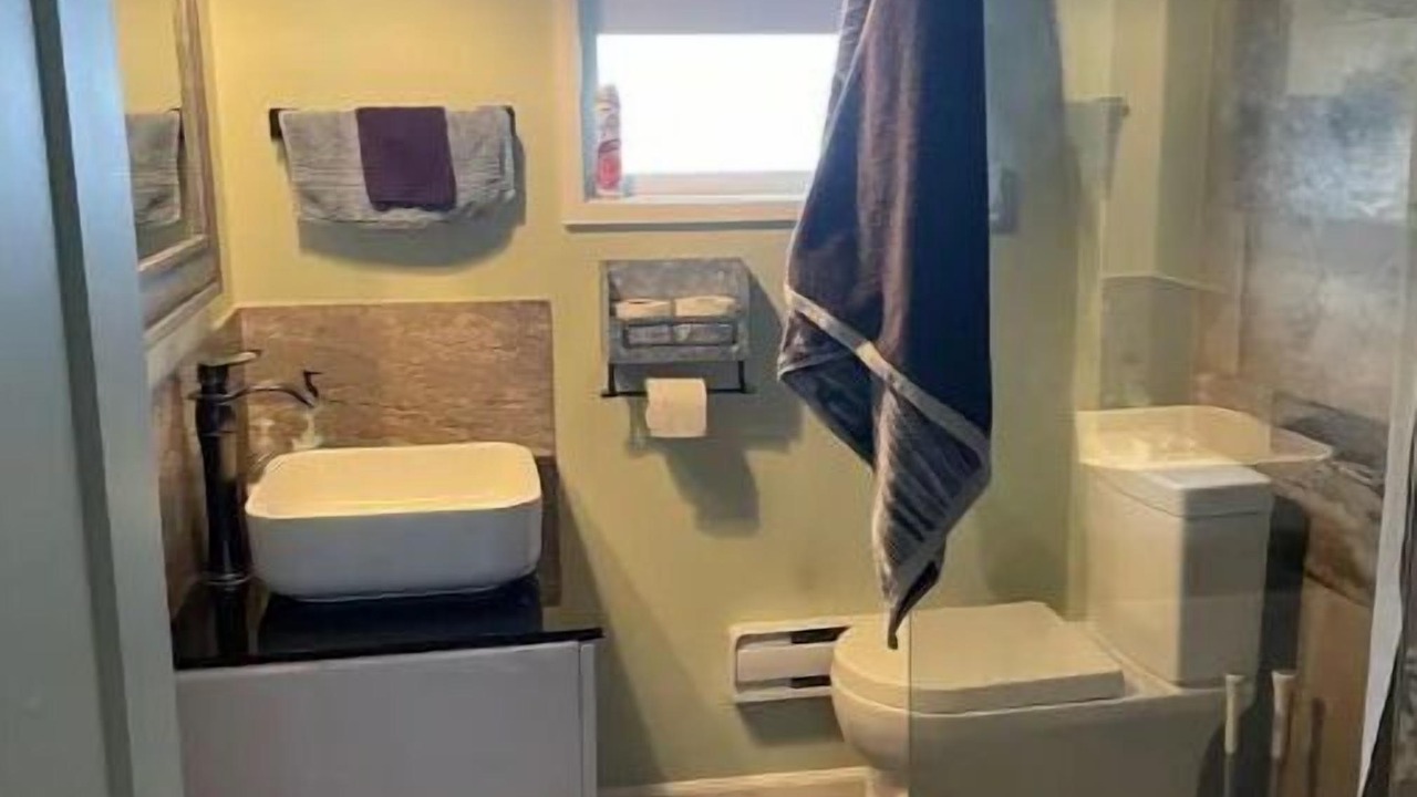 Photo of Bathroom in Point Roberts