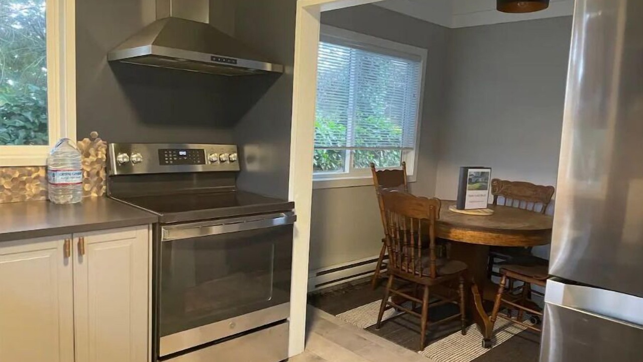 Photo of Kitchen in Point Roberts