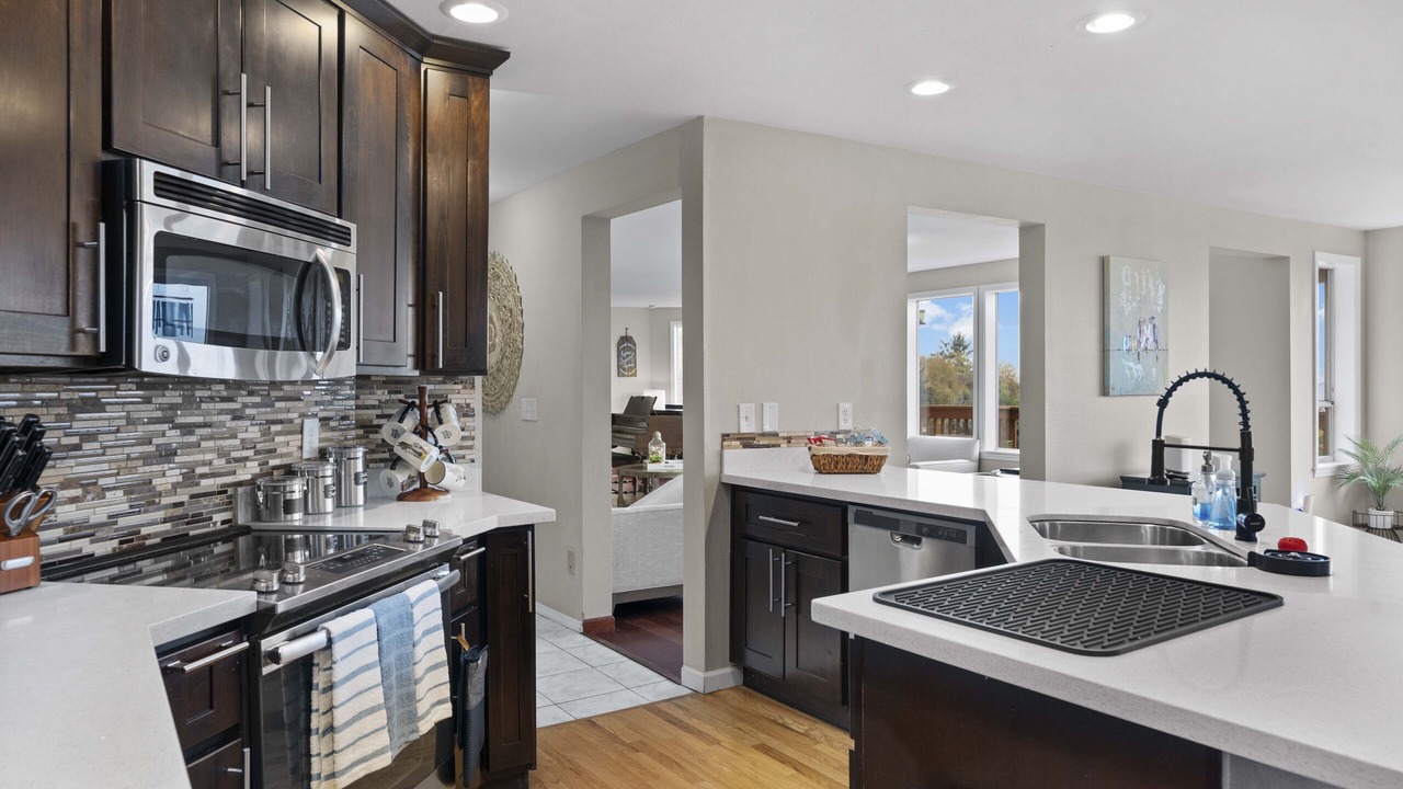Photo of Kitchen in Northeast Tacoma