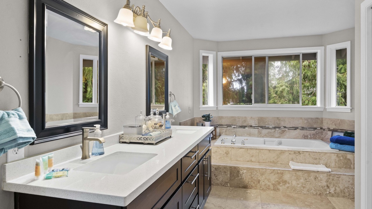 Photo of Bathroom in Northeast Tacoma