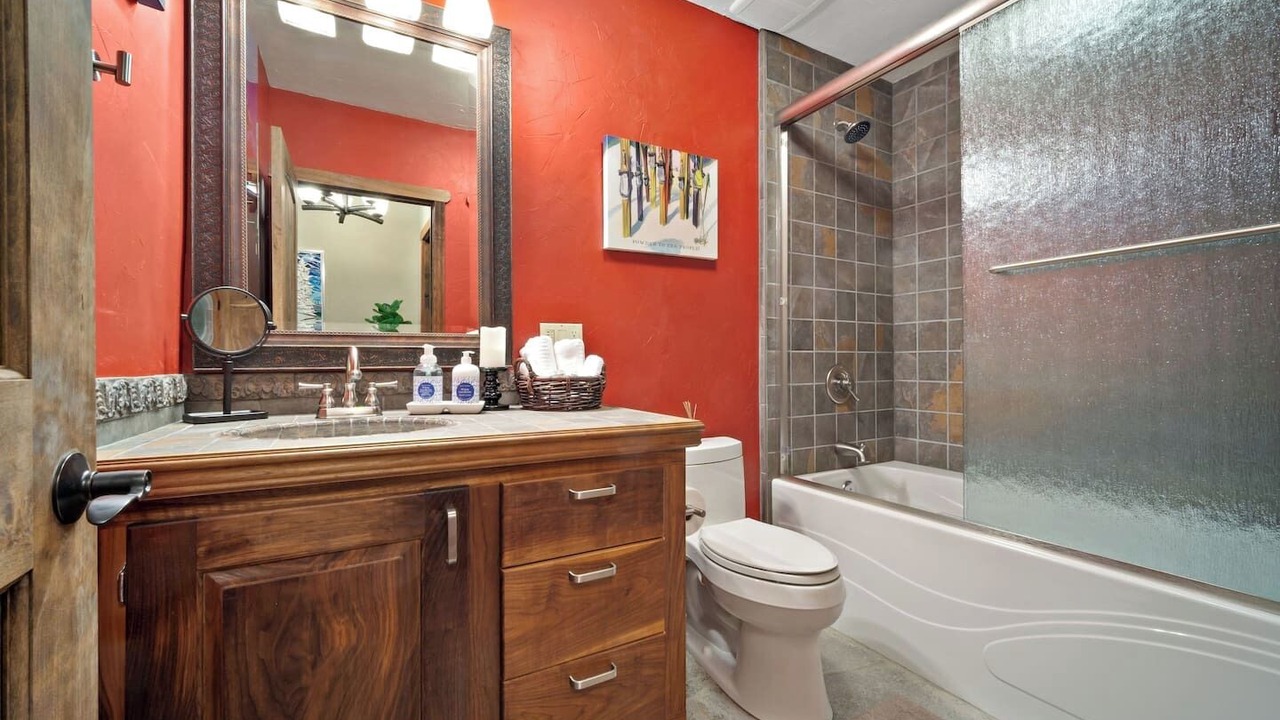 Photo of Bathroom in Sandpoint