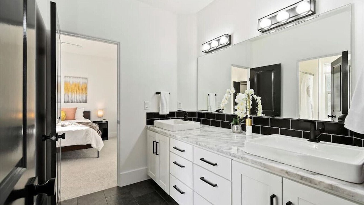 Photo of Bathroom in Eagle