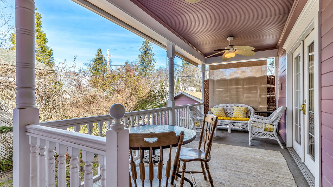 Photo of Outdoor in Siskiyou-Hargadine Historic District