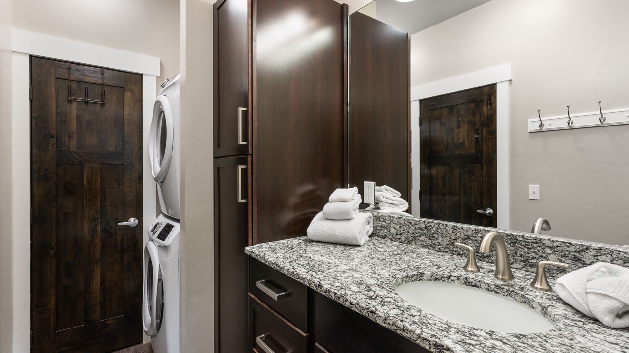Photo of Bathroom in West Yellowstone