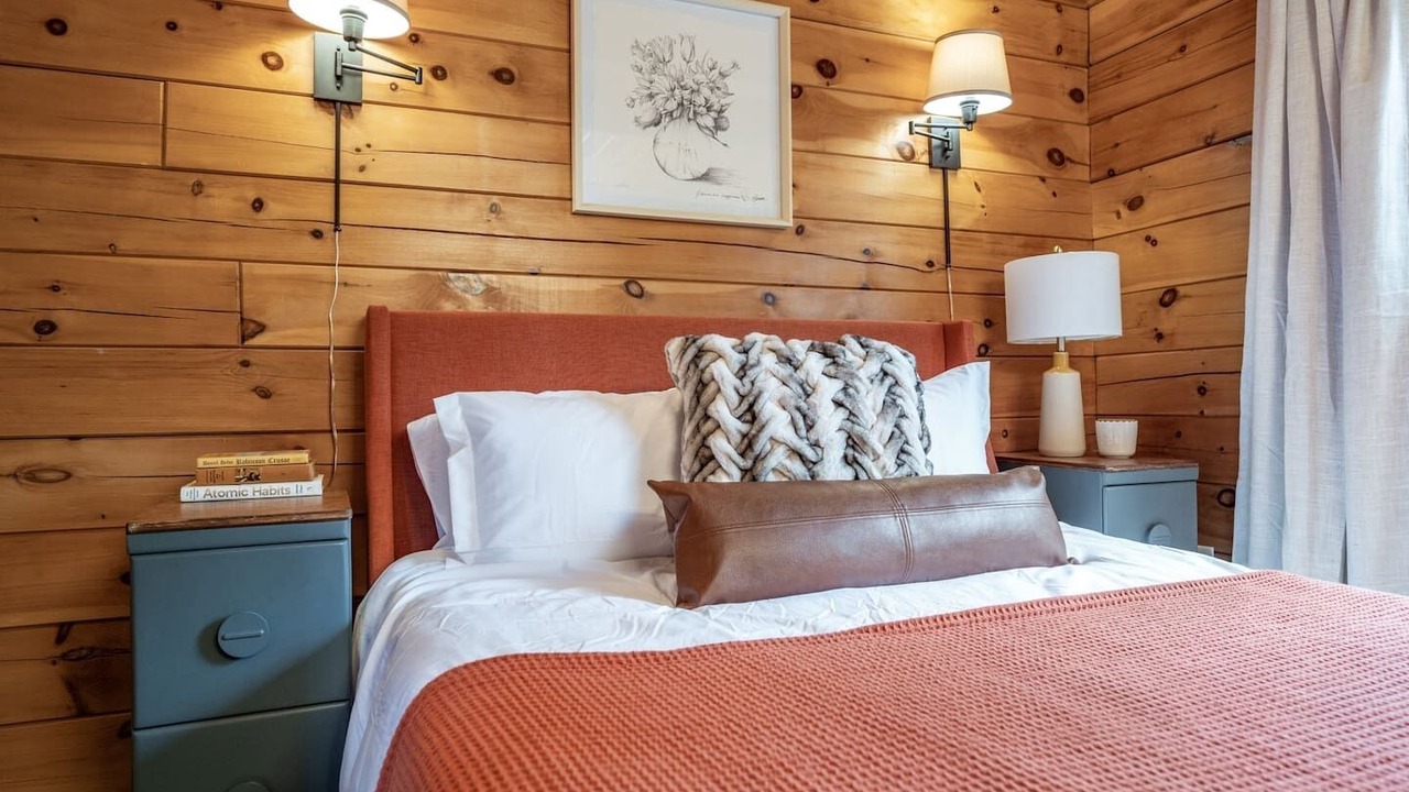 Photo of Bedroom in Port Angeles