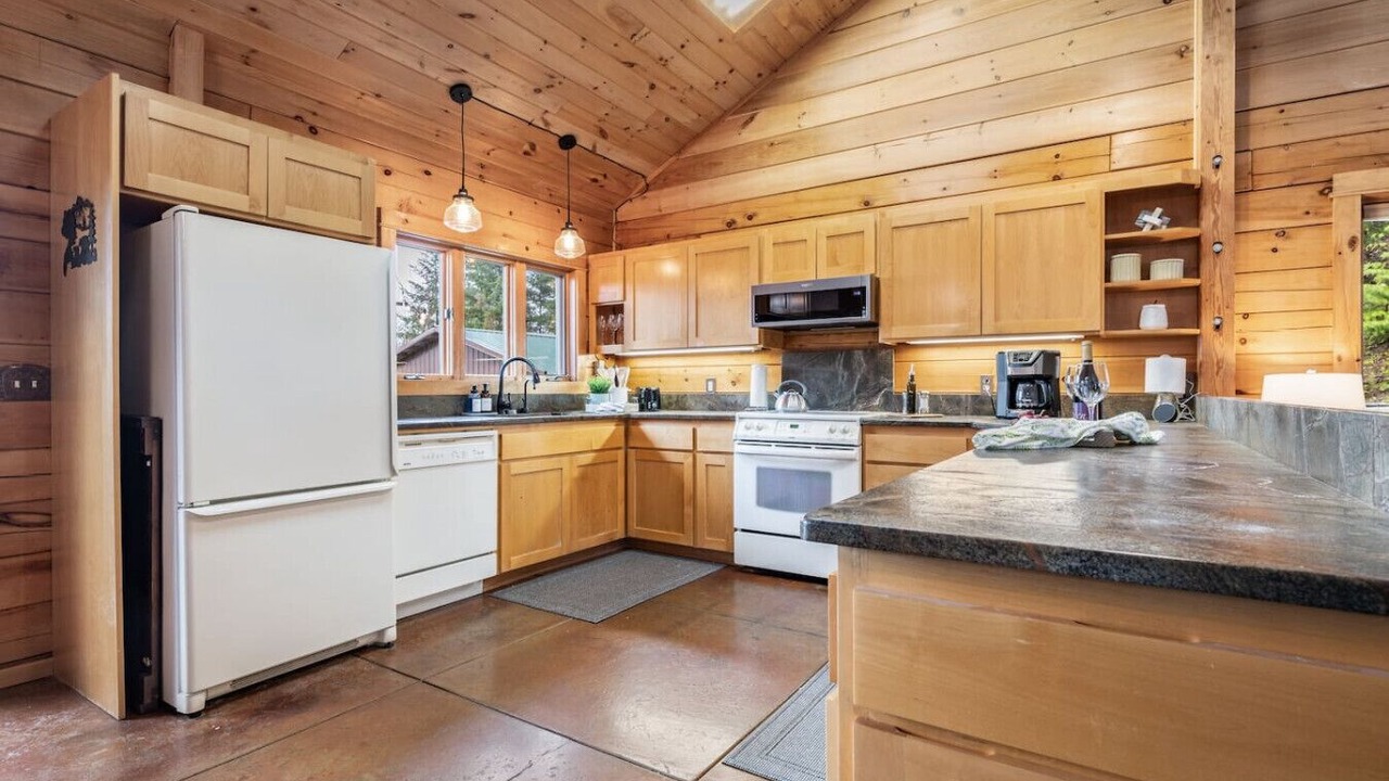 Photo of Kitchen in Port Angeles