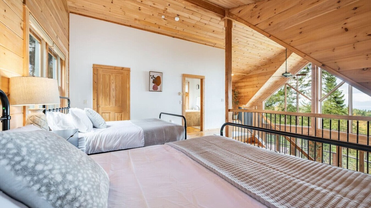 Photo of Bedroom in Port Angeles