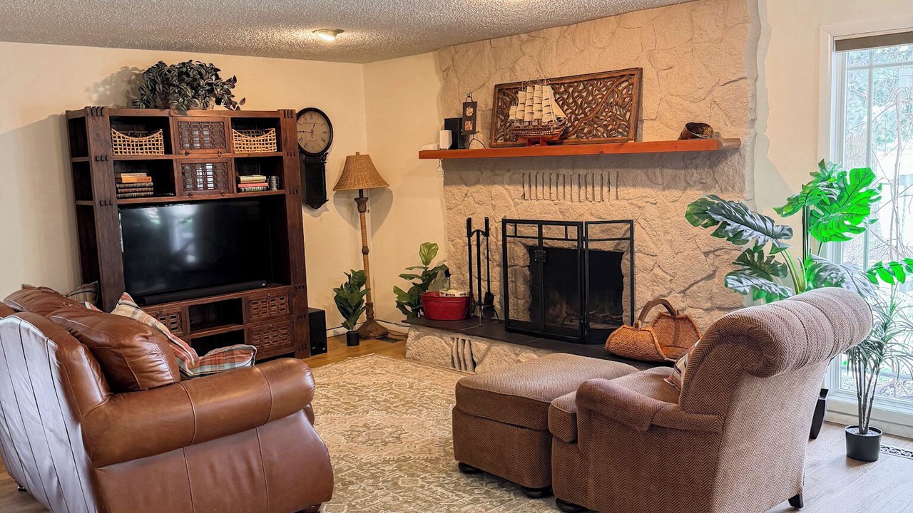 Photo of Livingroom in Eagle