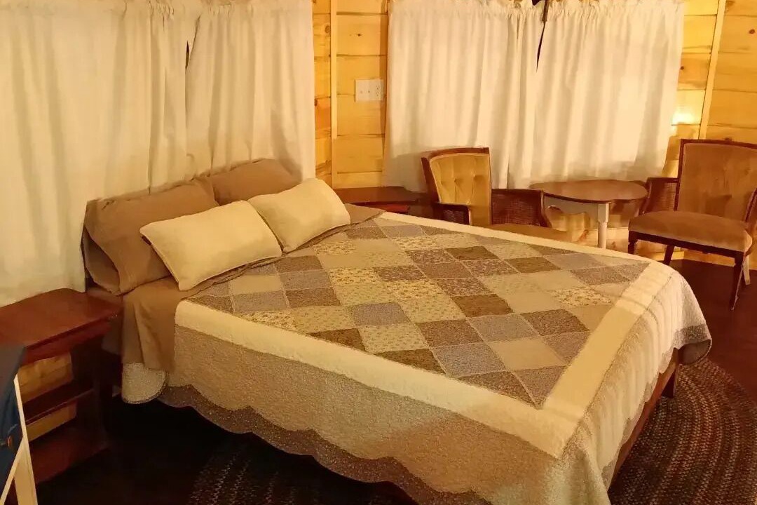 Photo of Bedroom in Newport