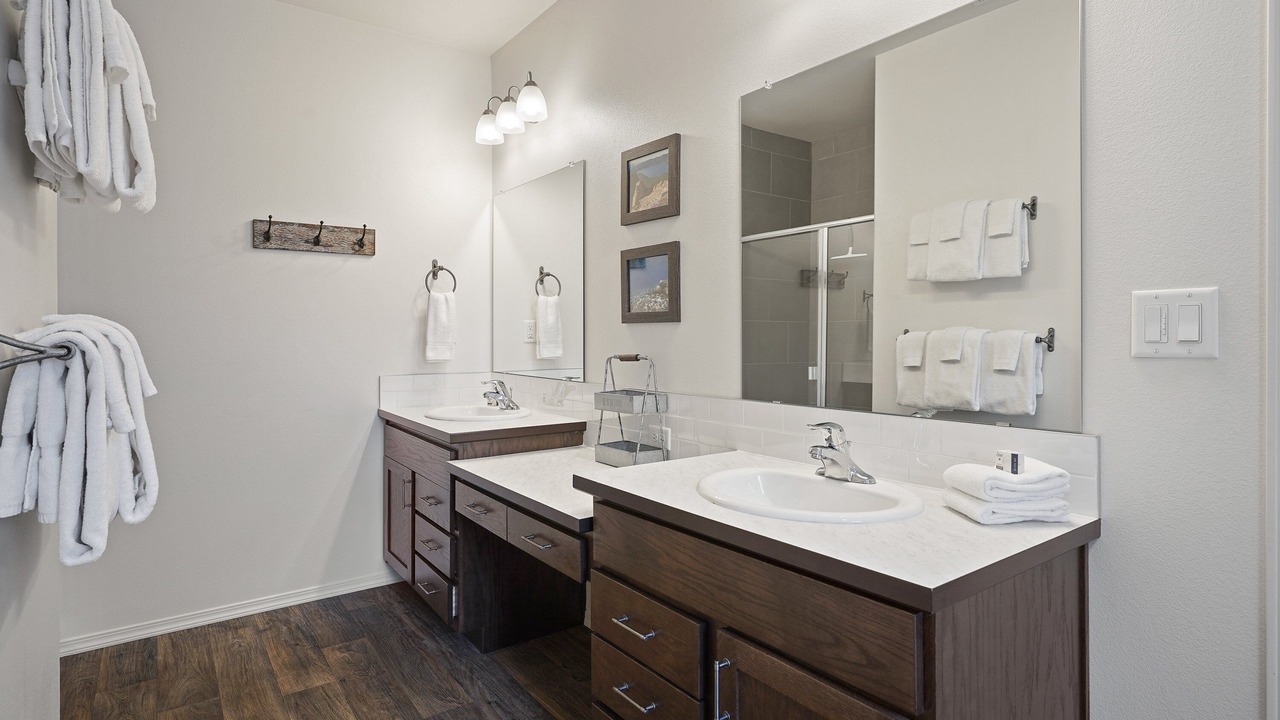 Photo of Bathroom in Oregon Water Wonderland