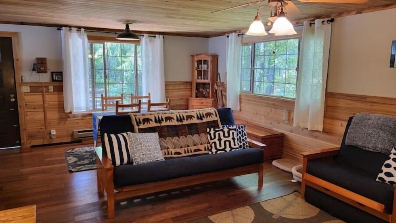 Photo of Livingroom in Hoodsport