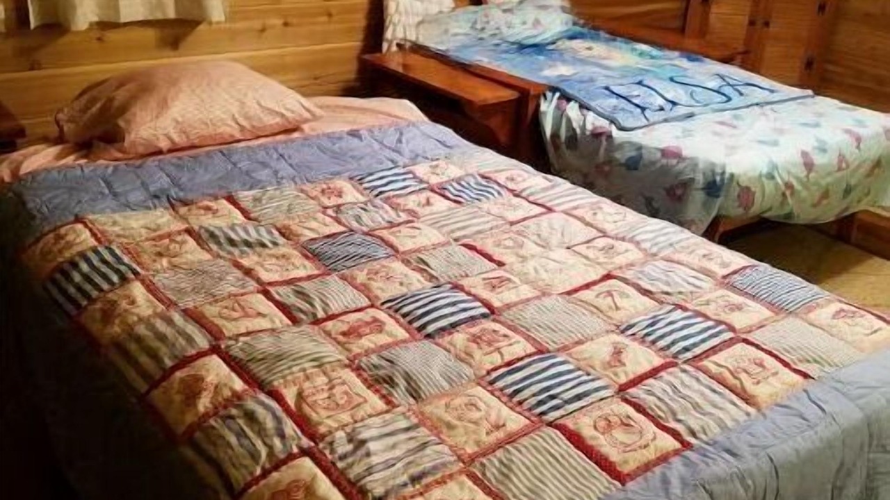 Photo of Bedroom in Hoodsport