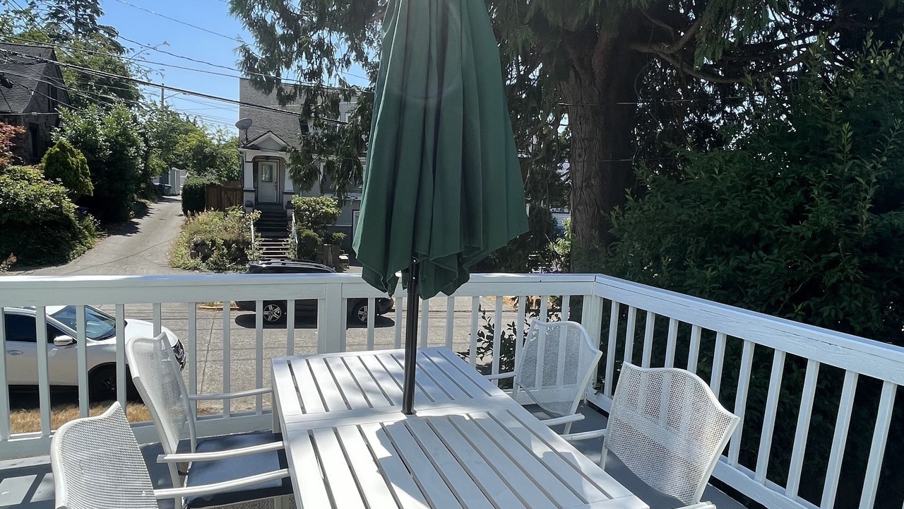 Photo of Outdoor in Mid-Beacon Hill