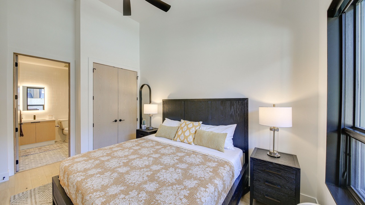 Photo of Bedroom in Sandpoint