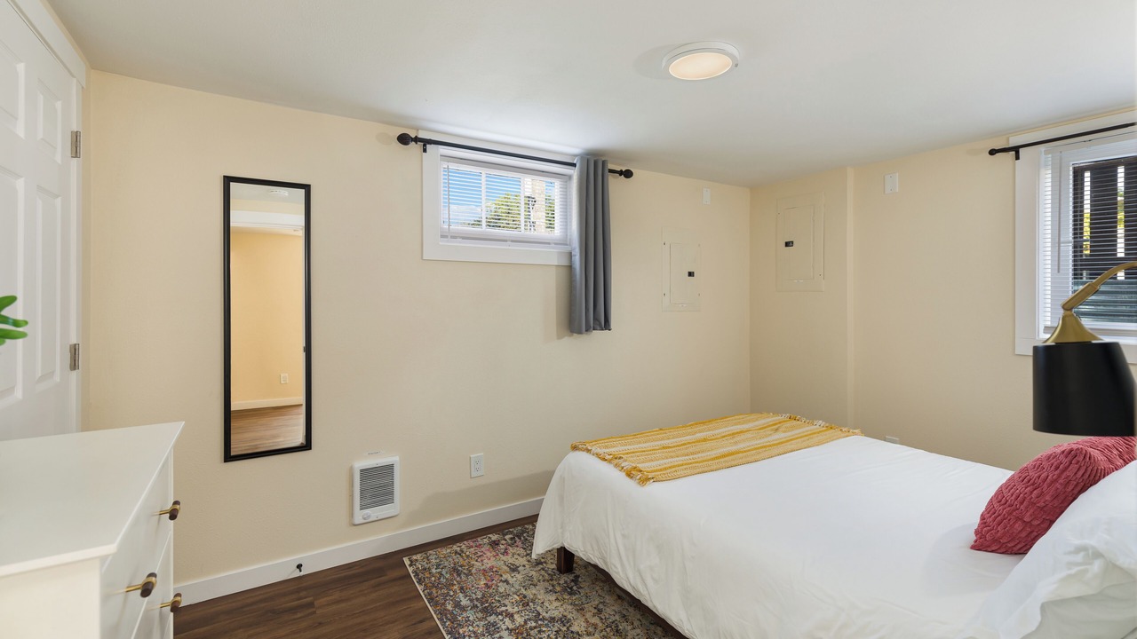 Photo of Bedroom in North End