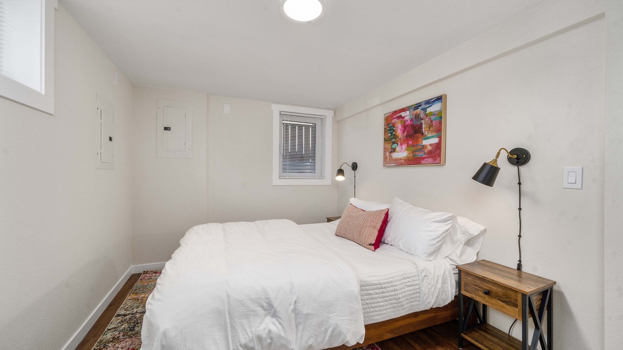 Photo of Bedroom in North End
